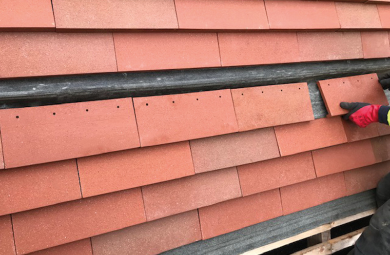 DACHÓWKA CERAMICZNA NORDIC ABC KLINKER ROSTROT 400x250x30x14 mm - obrazek 2