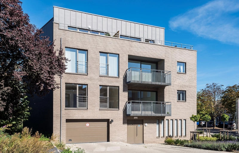 PŁYTKA RĘCZNIE FORMOWANA VANDERSANDEN ARGENTIS WDF - obrazek 2